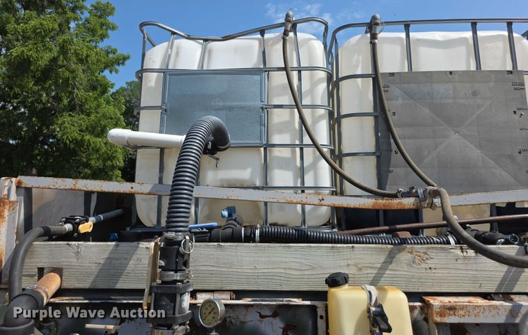 image for item EF3630 1990 BMY 5 Ton M923A2  flatbed truck