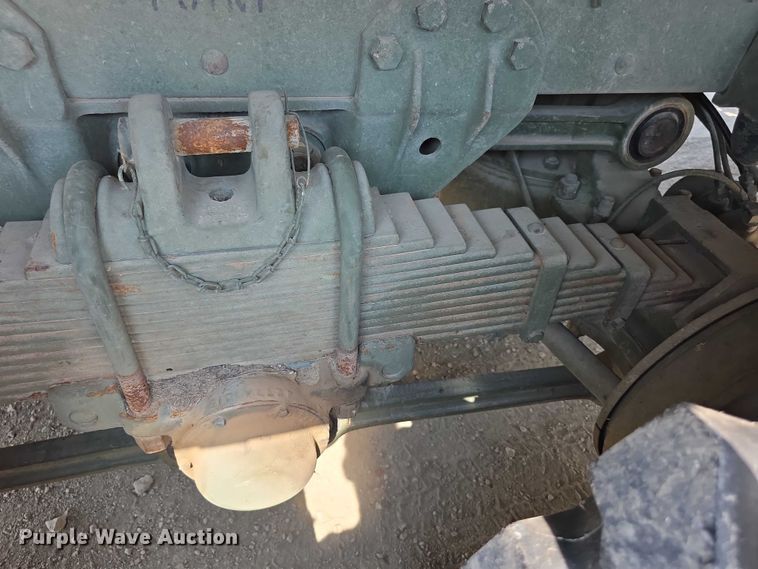 image for item EF3630 1990 BMY 5 Ton M923A2  flatbed truck