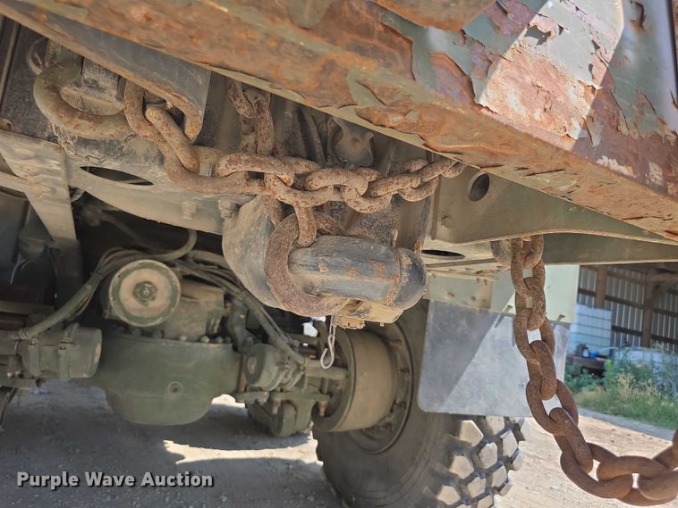 image for item EF3630 1990 BMY 5 Ton M923A2  flatbed truck