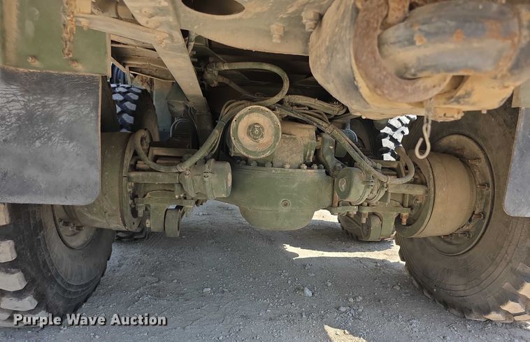 image for item EF3630 1990 BMY 5 Ton M923A2  flatbed truck