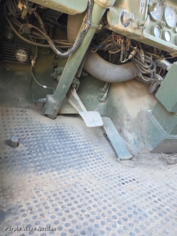 image for item EF3630 1990 BMY 5 Ton M923A2  flatbed truck