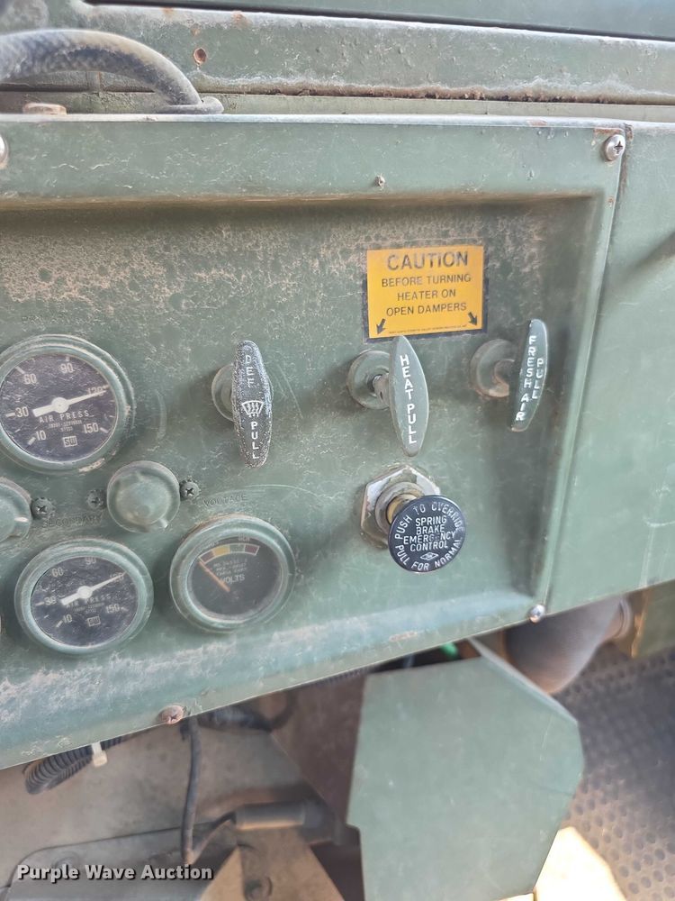 image for item EF3630 1990 BMY 5 Ton M923A2  flatbed truck