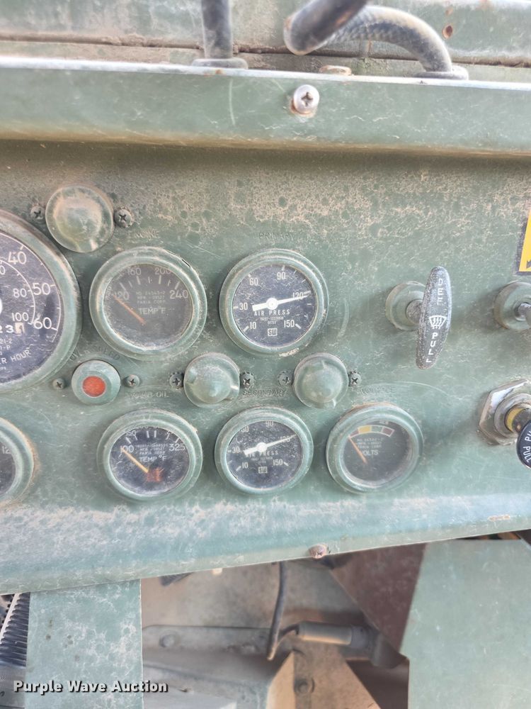 image for item EF3630 1990 BMY 5 Ton M923A2  flatbed truck