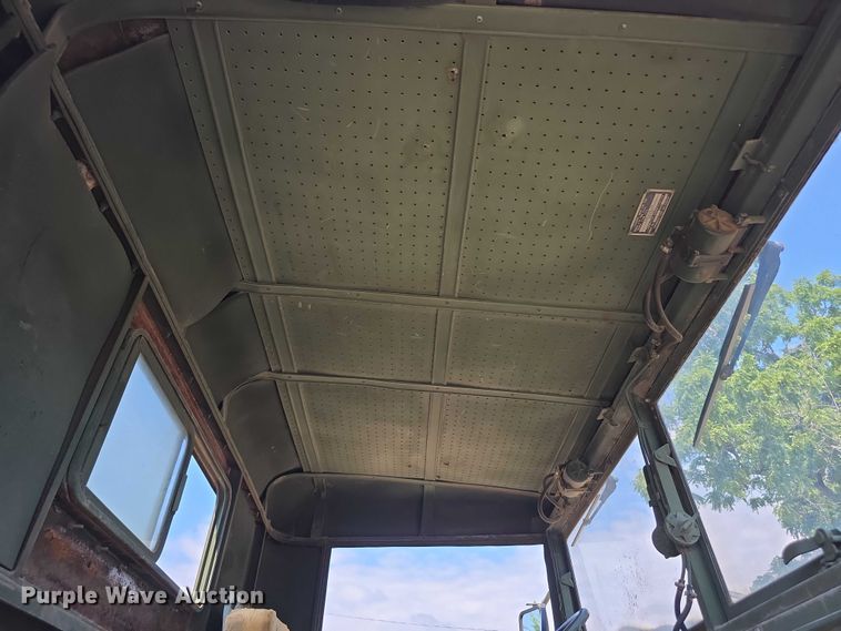 image for item EF3630 1990 BMY 5 Ton M923A2  flatbed truck