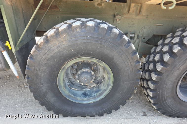 image for item EF3630 1990 BMY 5 Ton M923A2  flatbed truck