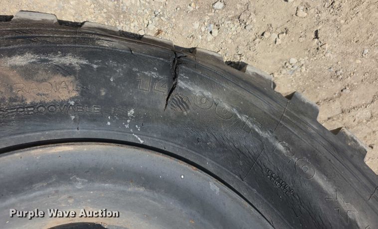 image for item EF3630 1990 BMY 5 Ton M923A2  flatbed truck