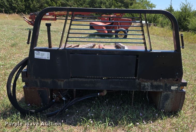 image for item EF3651 DewEze hydraulic bale bed