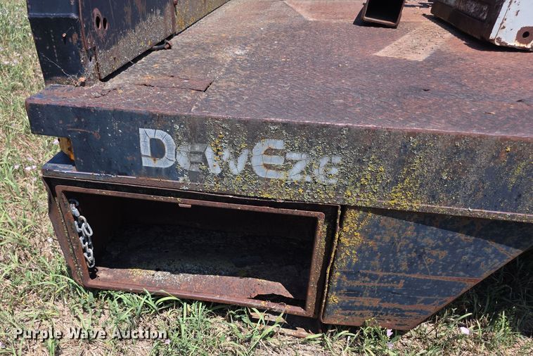 image for item EF3651 DewEze hydraulic bale bed