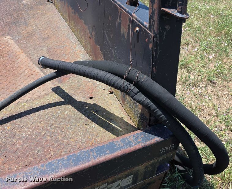 image for item EF3651 DewEze hydraulic bale bed