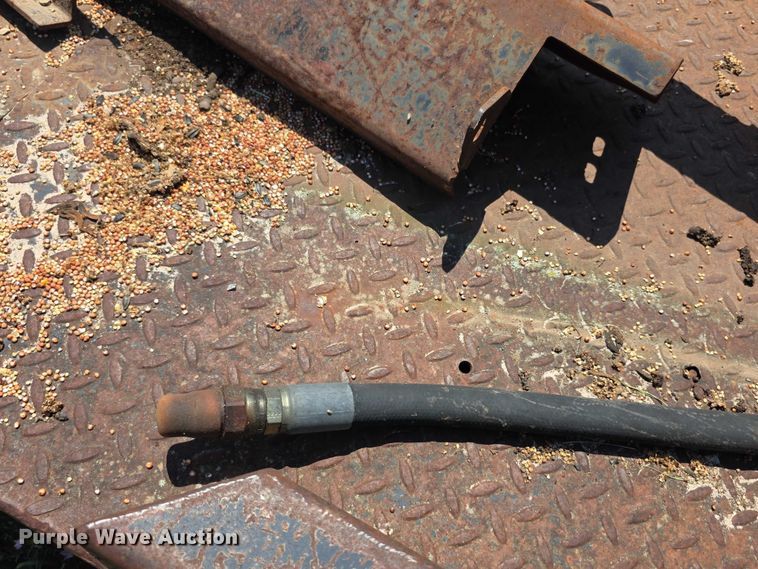 image for item EF3651 DewEze hydraulic bale bed