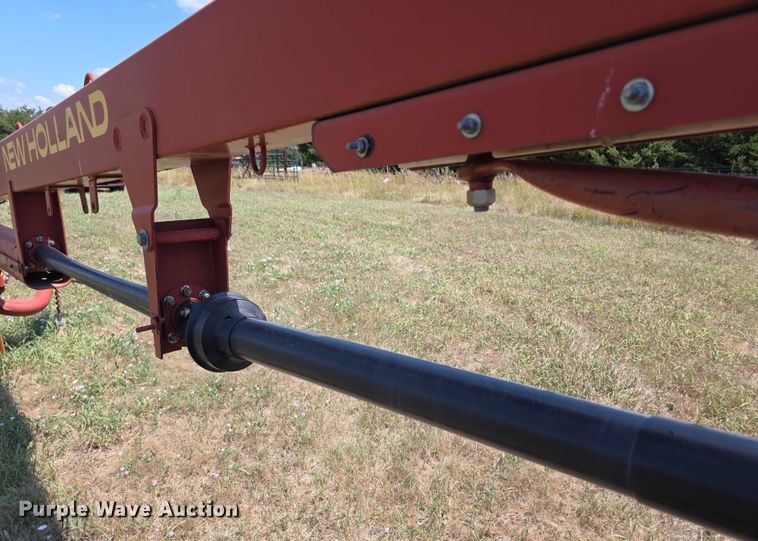 image for item EF3655 New Holland 1431 swather / windrower