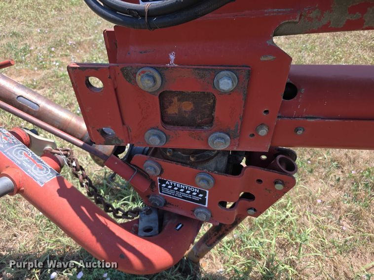 image for item EF3655 New Holland 1431 swather / windrower