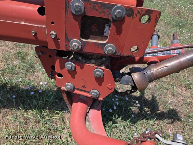 image for item EF3655 New Holland 1431 swather / windrower