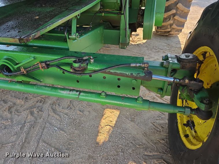 image for item EF3694 1990 John Deere 9500 combine