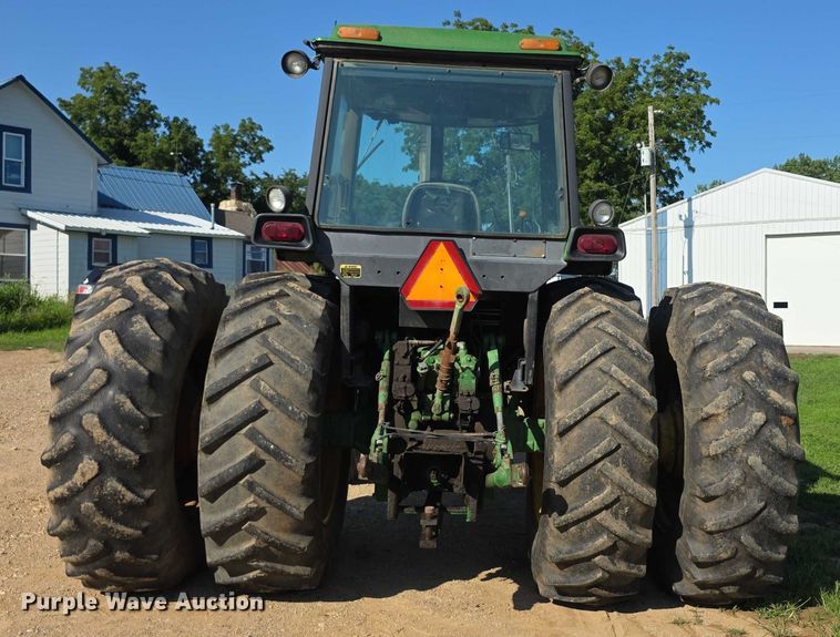image for item EF3695 1985 John Deere 4450 tractor