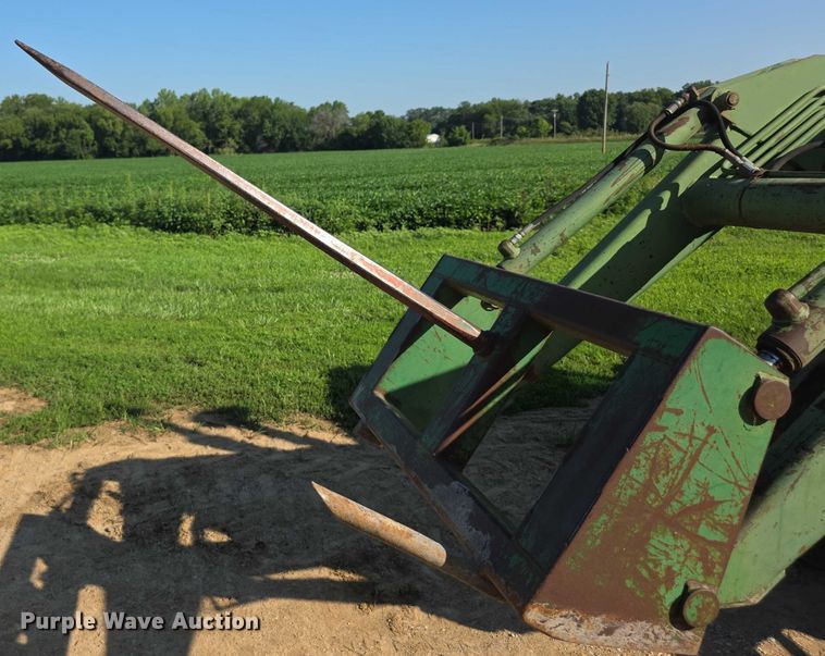 image for item EF3695 1985 John Deere 4450 tractor