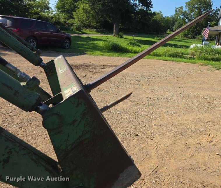 image for item EF3695 1985 John Deere 4450 tractor