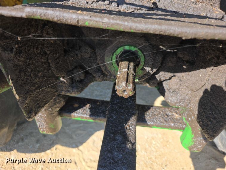 image for item EF3695 1985 John Deere 4450 tractor