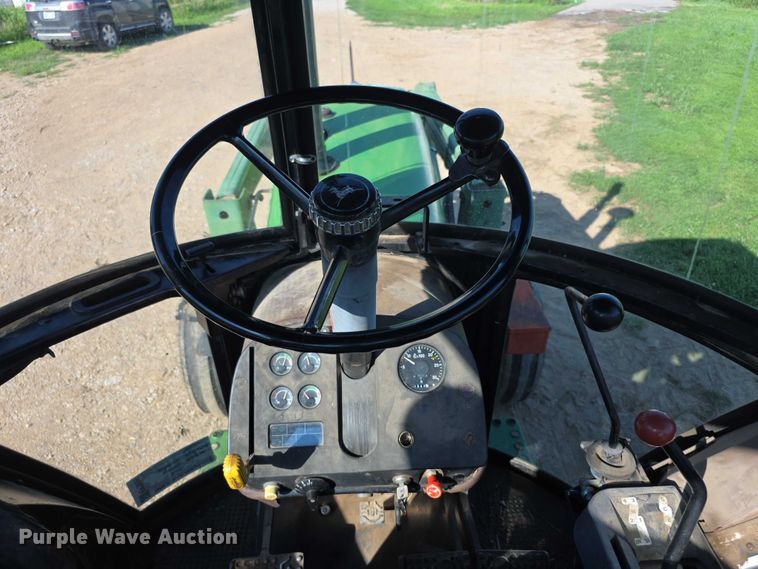 image for item EF3695 1985 John Deere 4450 tractor