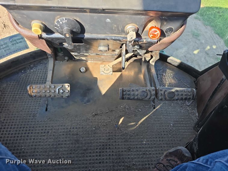 image for item EF3695 1985 John Deere 4450 tractor