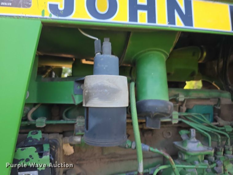 image for item EF3695 1985 John Deere 4450 tractor