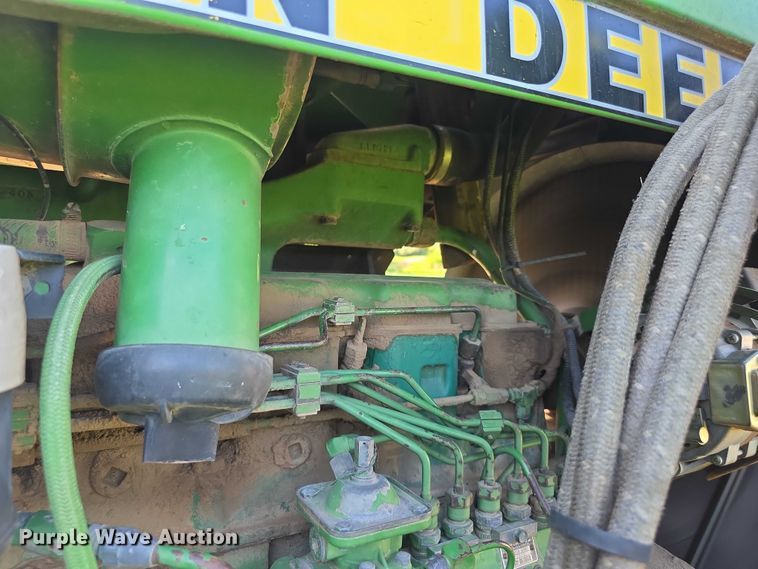image for item EF3695 1985 John Deere 4450 tractor