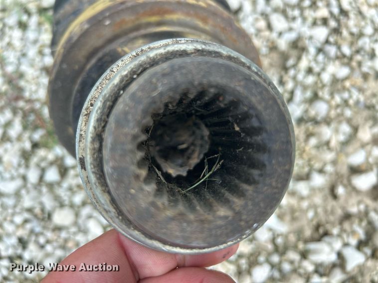 image for item EK8376 Vermeer 605XL round baler