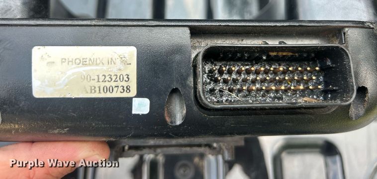 image for item EK8376 Vermeer 605XL round baler