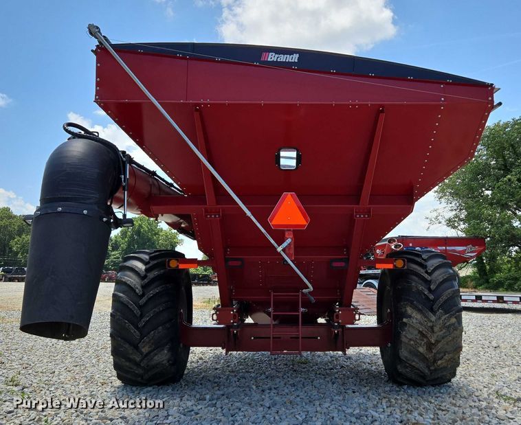 image for item EN2019 2022 Brandt 1120XT grain cart