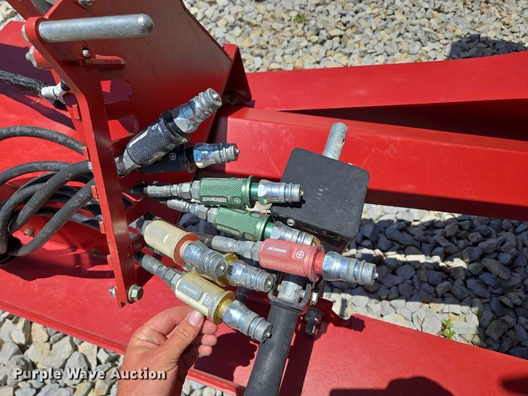 image for item EN2019 2022 Brandt 1120XT grain cart