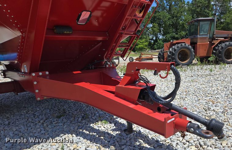 image for item EN2019 2022 Brandt 1120XT grain cart