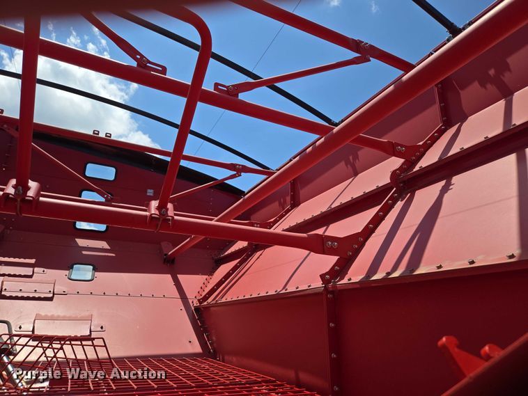 image for item EN2019 2022 Brandt 1120XT grain cart