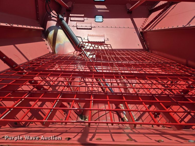 image for item EN2019 2022 Brandt 1120XT grain cart