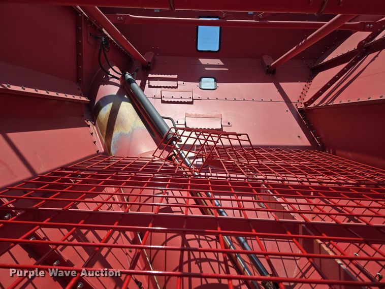 image for item EN2019 2022 Brandt 1120XT grain cart