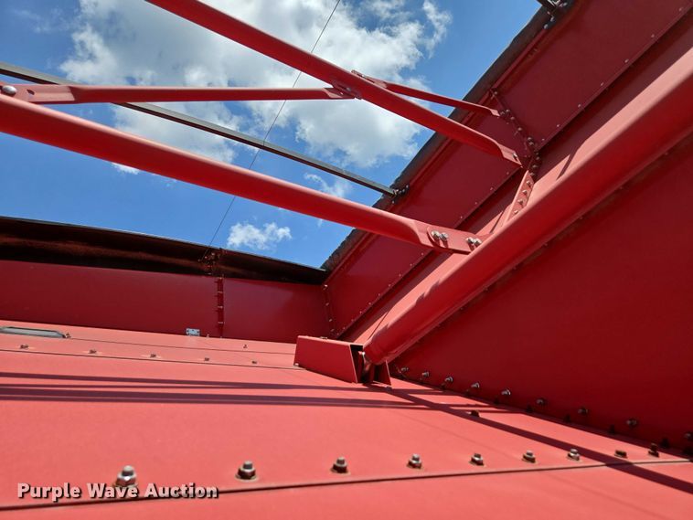 image for item EN2019 2022 Brandt 1120XT grain cart