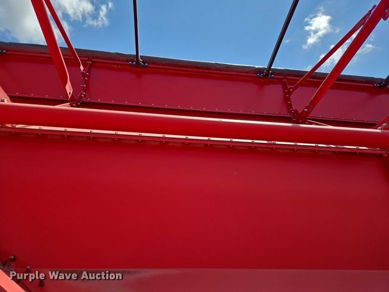 image for item EN2019 2022 Brandt 1120XT grain cart