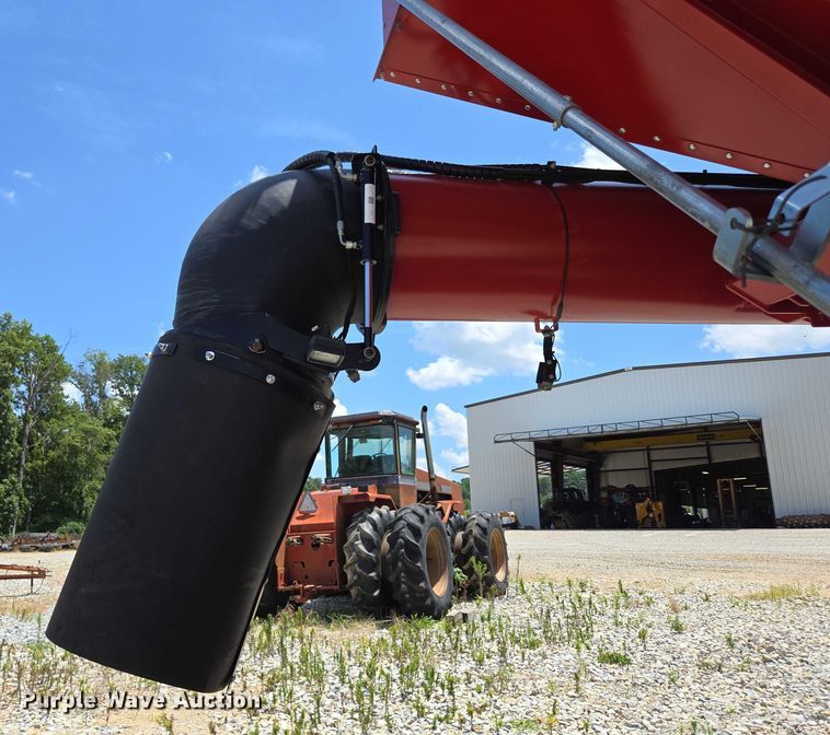 image for item EN2019 2022 Brandt 1120XT grain cart