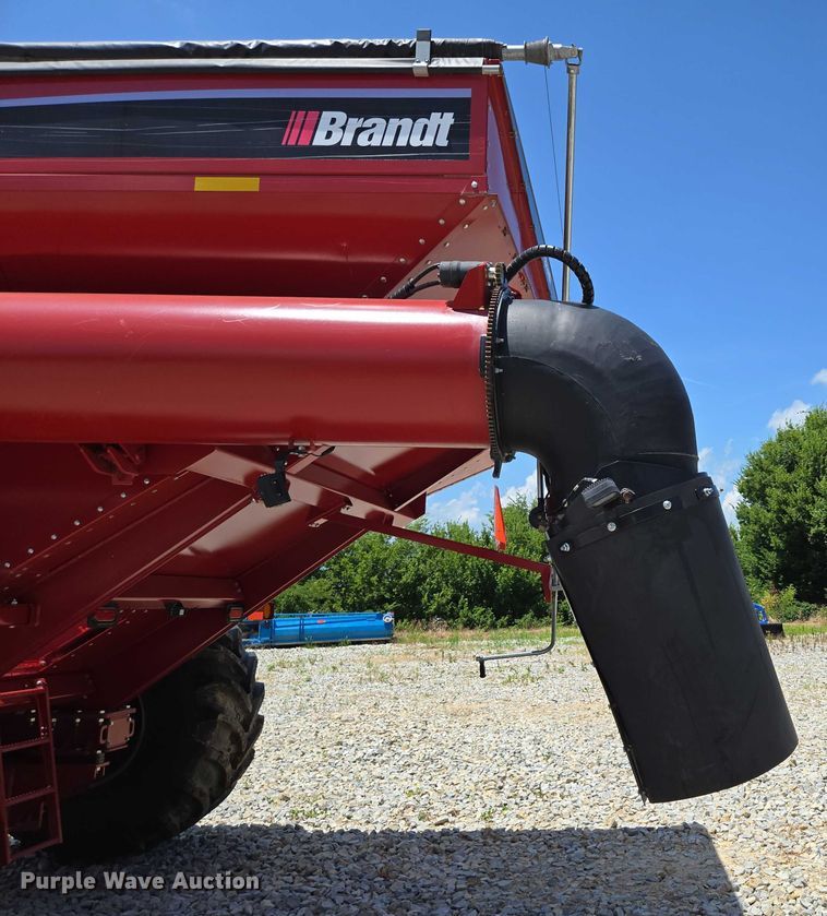 image for item EN2019 2022 Brandt 1120XT grain cart