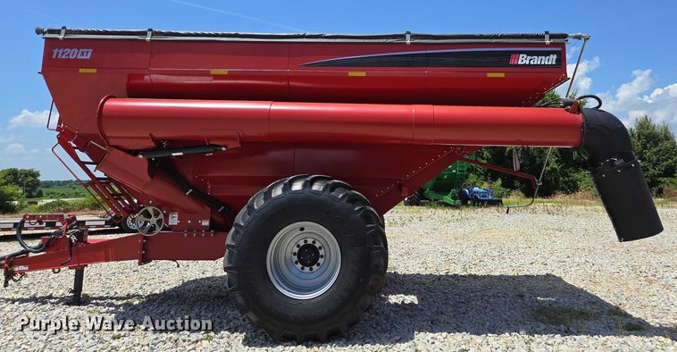 image for item EN2019 2022 Brandt 1120XT grain cart