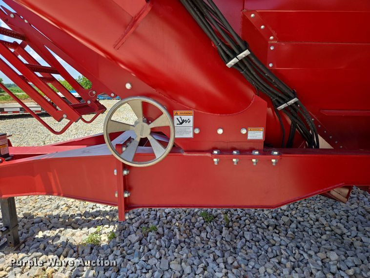 image for item EN2019 2022 Brandt 1120XT grain cart