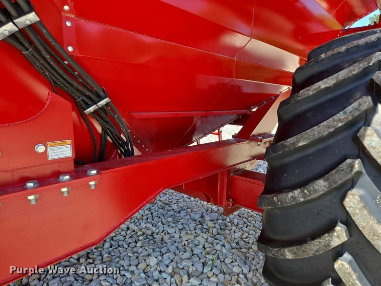 image for item EN2019 2022 Brandt 1120XT grain cart