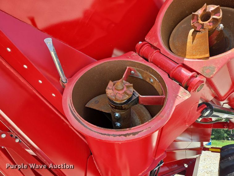 image for item EN2019 2022 Brandt 1120XT grain cart