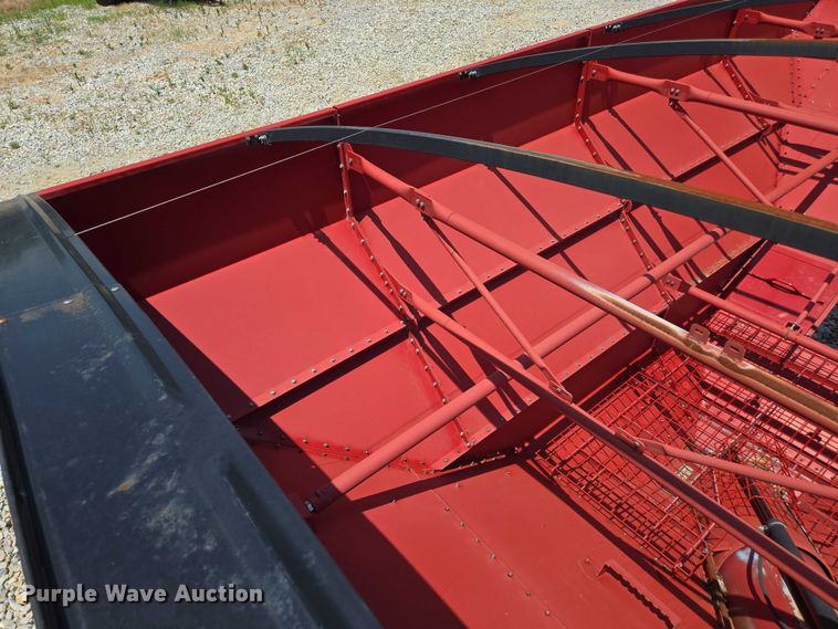 image for item EN2019 2022 Brandt 1120XT grain cart