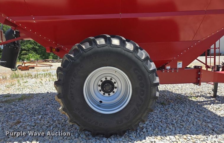 image for item EN2019 2022 Brandt 1120XT grain cart