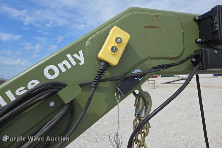 image for item EN2068 RBW HB42 hay bale trailer