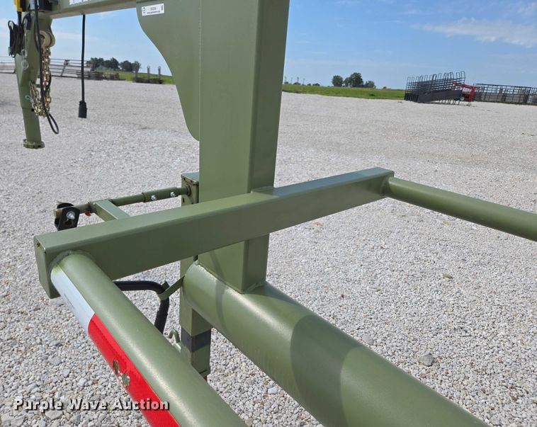 image for item EN2068 RBW HB42 hay bale trailer