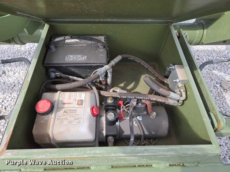 image for item EN2068 RBW HB42 hay bale trailer