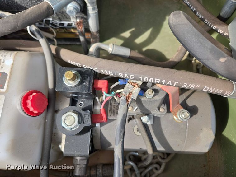 image for item EN2068 RBW HB42 hay bale trailer