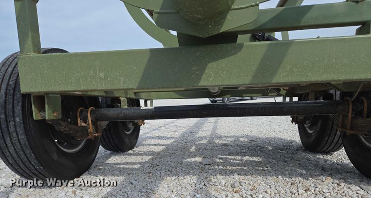 image for item EN2068 RBW HB42 hay bale trailer