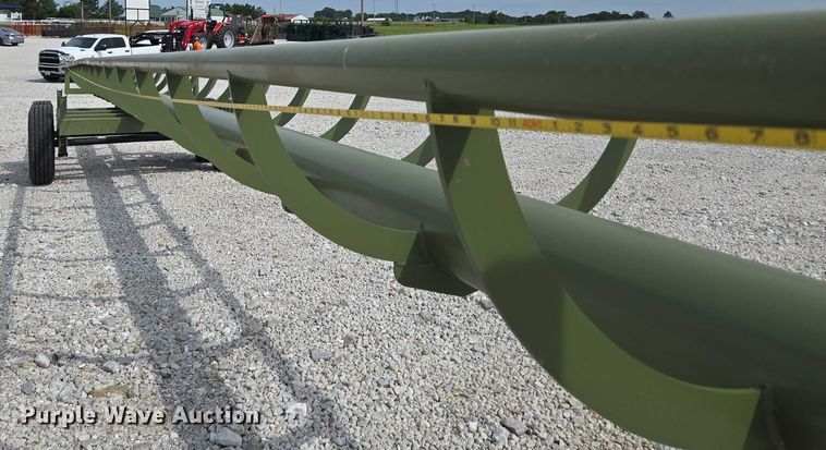 image for item EN2068 RBW HB42 hay bale trailer